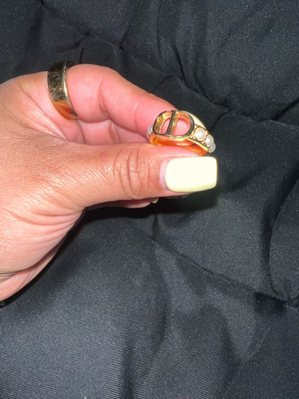 Christian Dior 30 Montaigne pearl ring